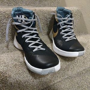 Nike hyperdunks size 14
